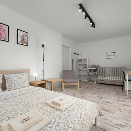 Zablocie Comfort House With Parking And Garden Villa